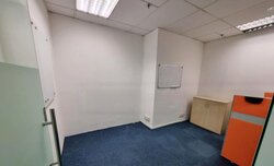North Bridge Centre (D7), Office #457281981